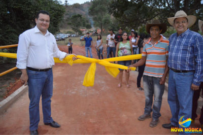 Inaugurada a nova ponte do Córrego dos Salineiros