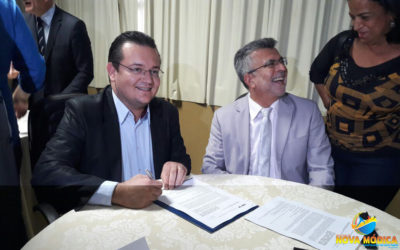 Prefeito Walter Júnior assina Convênios no total de R$2.100.000,00 na Caixa Econômica Federal.