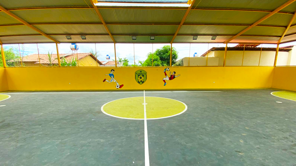 Quadra do Conjunto Habitacional Lourdes Miranda