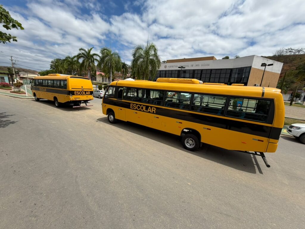 Nova-Modica-recebe-novos-veiculos-para-fortalecer-os-servicos-a-populacao---2026-04